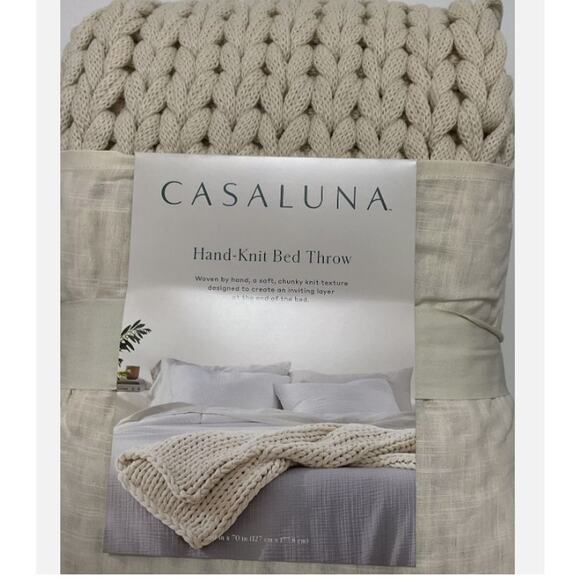 Casaluna Oversized Hand Knitted Solid Bed Throw (50x70) Natural